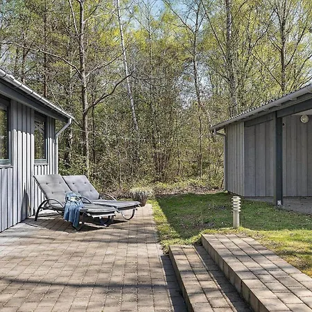 1560-aakirkeby-sluseparken-9-b *