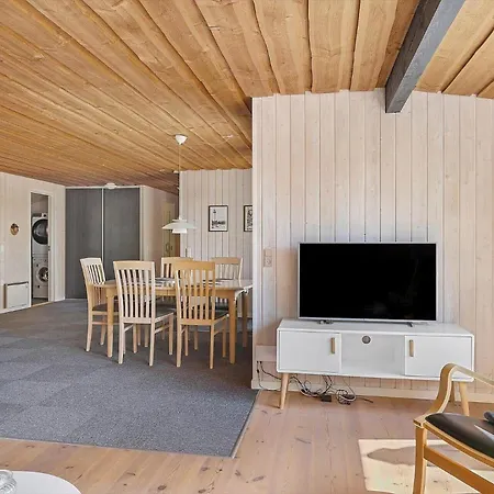 1560-aakirkeby-sluseparken-9-b Vester Somarken
